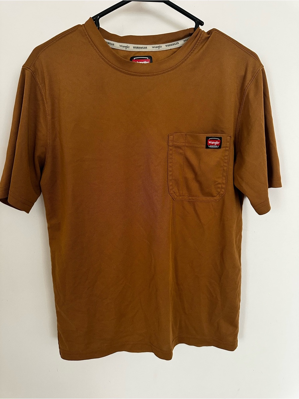 Wrangler Workwear Short Sleeve Pocket Tee in Brown Duck- Small